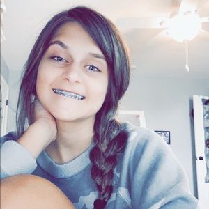 Meet your Posher, Hillary